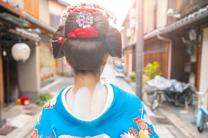 1 Hour Geisha Show in Kyoto - Green Tea and the Small Etiquette Details That Matter