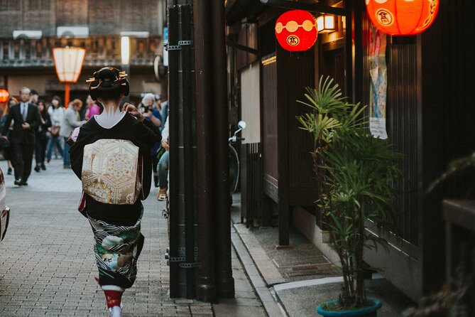 2 Hour Night Walking Tour Throughout Gion with snack - Key things you should know before you go