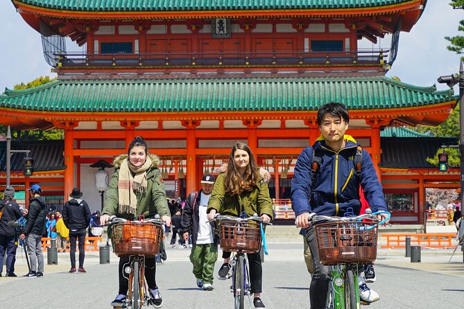 4.5-Hour Kyoto Bike Tour with Lunch and UNESCO Zen Temples - Meet in Gion: Bikes, Helmets, Locks, and a Small-Group Pace
