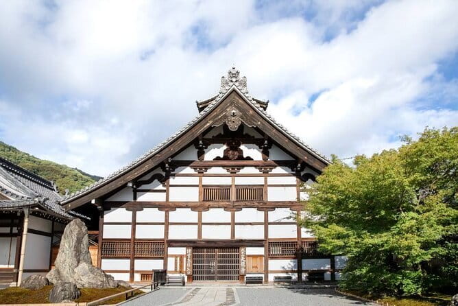 Arashiyama Bamboo & "Must See" Gardens with an Amazing Guide - Togetsukyo Bridge: a short stop that sets your bearings