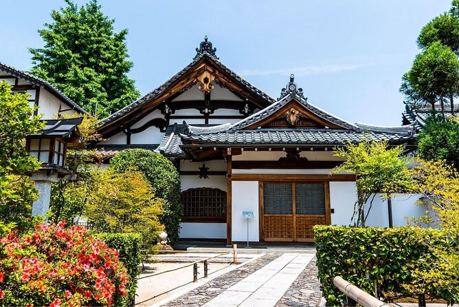 Arashiyama from Kyoto: Private & Personalized with a Local Guide - Monkey Park Iwatayama: wild macaques, a steep climb, and etiquette