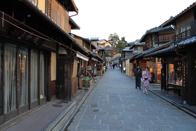 Authentic Kyoto Tea Ceremony: Camellia Flower Teahouse - Timing tips: how to slot this into a Higashiyama day