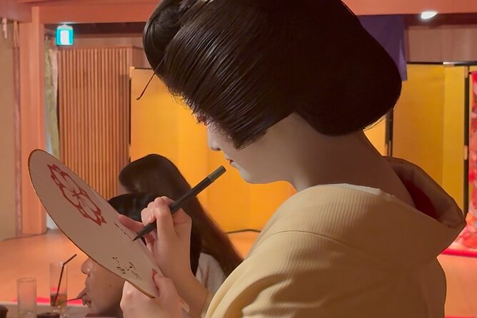 Authentic Maiko Experience＆Kyoto Lunch (Free drink) at Noh Stage - Who Should Book This Maiko and Ozashiki Experience