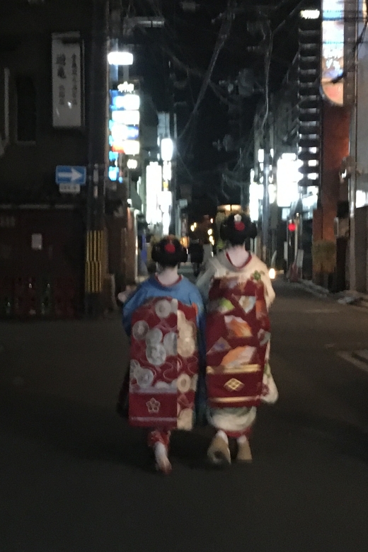 Best of Kyoto: Gion, Geisha, Pagodas & Cobblestones - The Geisha Stories: How Guides Keep It Respectful and Understandable
