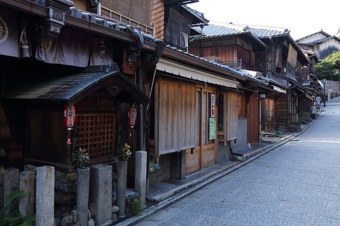 Carefree Private Exploration of Fushimi Inari, Gion, Kiyomizudera, and More - Sannenzaka and Ninenzaka: preserved old streets on the way to Kiyomizudera