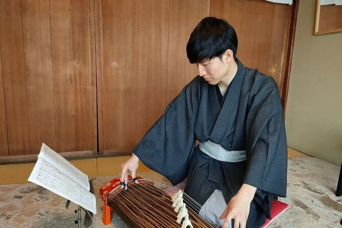Concerts Played with Traditional Instruments in Kyoto - The Q&A and photo time that make it feel personal