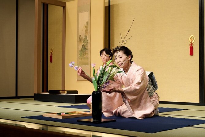 Experience Japan's Traditional Culture Night Tour in Kyoto - Price and Timing: Is $175.60 Good Value?
