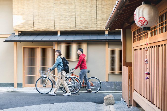 Explore Hidden Alleyway with a Local Expert (Afternoon Tour) - The route idea: quiet lanes, then famous streets