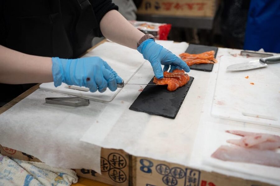Fish cutting class - The 150-Minute Flow: From Watching to Your Own Sashimi