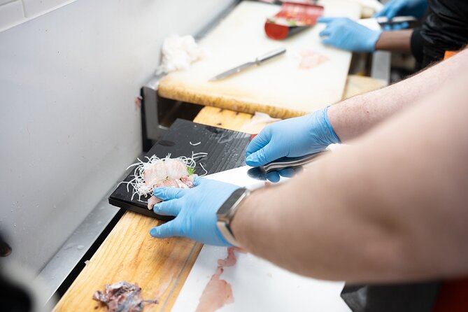 Fish Cutting workshop in Kyoto Japan - What You’ll Do: Fish Handling First, Then Cutting Your Own Sashimi