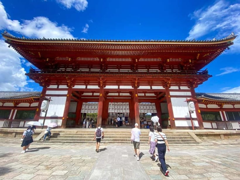 From Kyoto: Nara, Osaka & Kobe Day Trip – 3 Cities in 1 Day - Osaka Dotonbori: Neon street food and a guided on-ramp