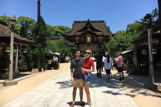 Full Day Biking Tour Exploring the Best of Kyoto - Nishi Honganji: a big wooden building without the usual pressure
