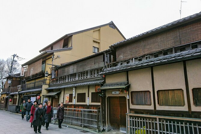 Full Day Guided Tour to Kyoto and Nara from Osaka by Van - Fushimi Inari and the Torii Gates: Photo Stop With Purpose