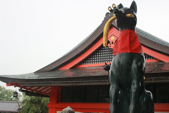 Fushimi Inari Shrine: Explore the 1,000 Torii Gates on an audio walking tour - Finding the Fox Statue Start by Inari Station (and Getting Your Bearings Fast)