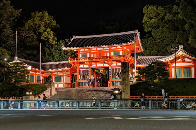 Gion Night Walking Tour - Miyagawacho Kaburenjo: The Geisha Quarter at Human Scale
