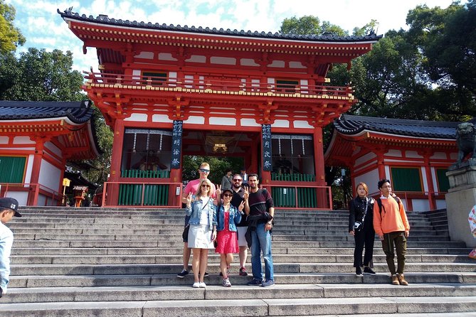 Guided Gion Tour: Explore Kyoto’s Historic Geisha District - Chion-in Temple gate: a big wooden entrance that frames the whole area