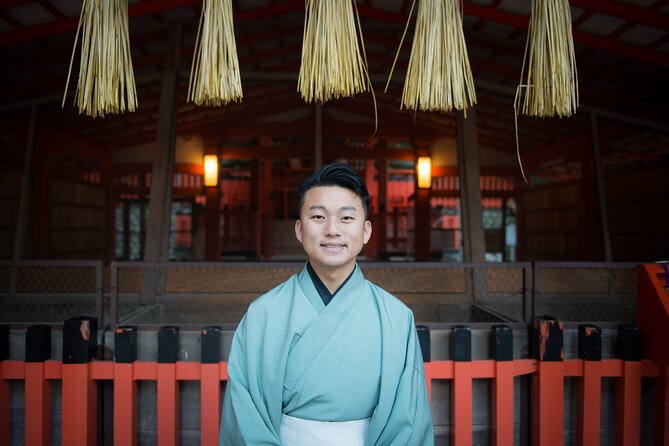 Guided Photoshoot of Fushimi Inari Shrine and Secret Bamboo Grove - The Main Torii Gate Sequence: Getting the Classic Shots Without the Stress