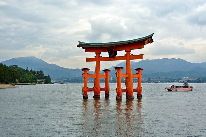 Hiroshima and Miyajima Full-Day Tour from Kyoto by Bullet Train - Miyajimaguchi to Miyajima Island ferry: your first torii moment is the payoff