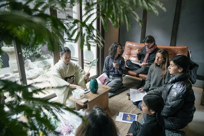 Ikebana Traditional Japanese Art of Flower Arranging - Where You Start: Finding the Class Spot in Kamigyo