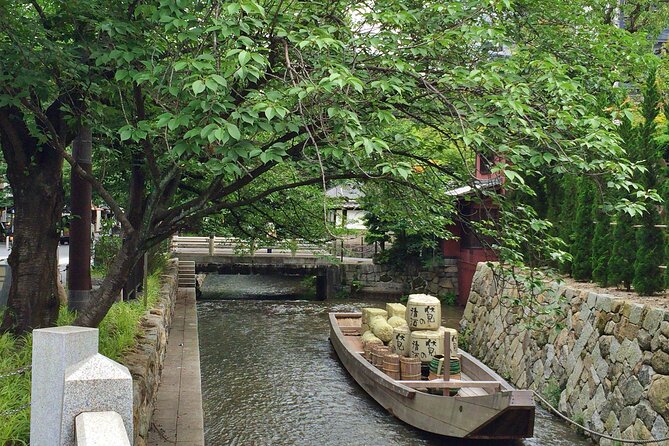Japanese Sake Breweries Tour in Fushimi Kyoto - Gekkeikan Okura Sake Museum: the water lesson starts early