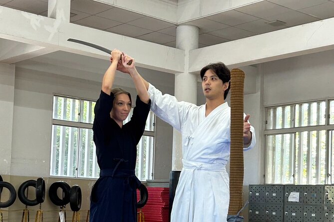 Kendo and samurai experience in Kyoto - Atelier NIN and the dojo setup: small space, real teacher attention