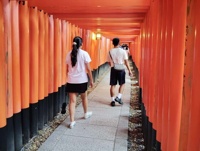 Kyoto: 1.5-Hour Guided Tour of Fushimi Inari Shrine - The rhythm of the route: what 90 minutes really buys you