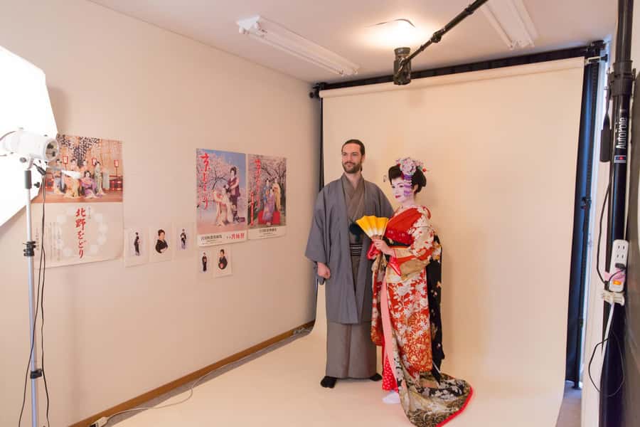 Kyoto: 2-Hour Maiko Makeover and Photo Studio Shoot - Posing and Walking Like a Maiko: Small Coaching, Big Photo Results