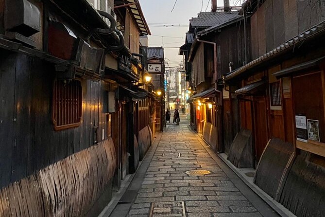 Kyoto 6h Private Tour Fushimi Inari, Kiyomizu, Gion & Hidden Gems - Meeting at Kyoto Station: Where to Start Without Stress