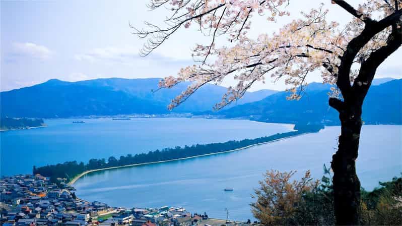 Kyoto: Amanohashidate Ine Funaya Tour - Amanohashidate and Heaven’s Bridge: pine, white sand, and the postcard view
