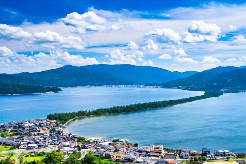 Kyoto: Amanohashidate Ine Funaya Tour - Seagulls, bay cruise, and souvenir time in Ine