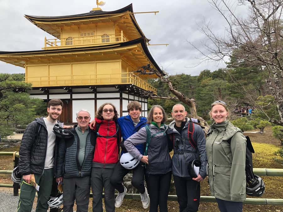Kyoto Arashiyama Bamboo forest & Golden Pavilion E-Bike Tour - Small group advantage: up to 8 people keeps the day human