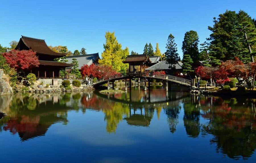 Kyoto: Arashiyama Bamboo, Togetsukyo bridge, Sanso, and more - Who should book this Arashiyama walk (and who should skip it)