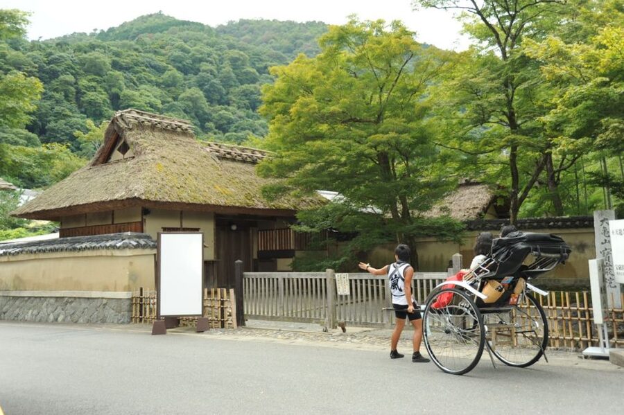 Kyoto: Arashiyama Customized Rickshaw Tour & Bamboo Forest - Guide Power: Explanations, Conversation, and Master-Level Photo Timing