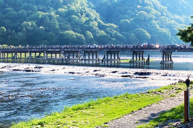 Kyoto: Arashiyama Walking Tour – UNESCO World Heritage - Meeting point at Concept Randenarashiyamaekikita and finishing at the park