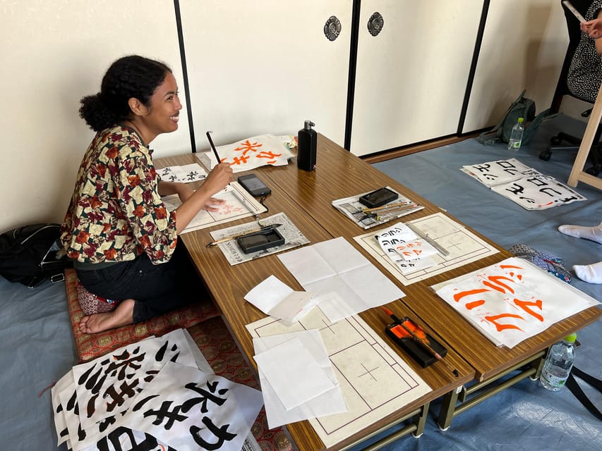 Kyoto: Calligraphy class at Buddhist temple in city center - Choosing your kanji: how to make the class feel personal