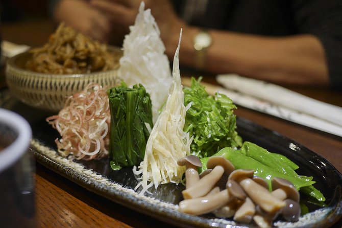 Kyoto Casual Evening Pontocho Food Tour - Meeting at the Izumo-no-Okuni statue: the tour’s compass