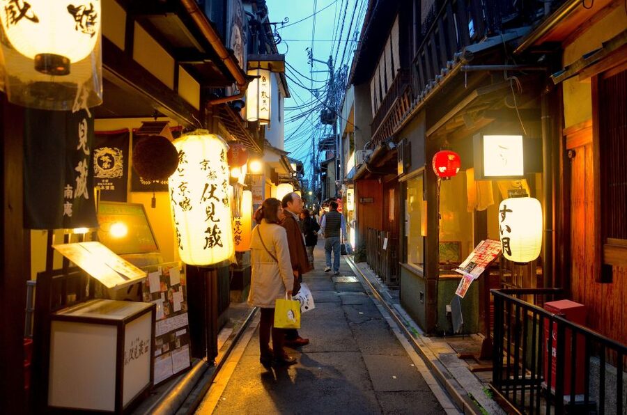 Kyoto: Casual Pontocho Evening Food Tour - Who Should Book This Tour (and Who Might Skip It)