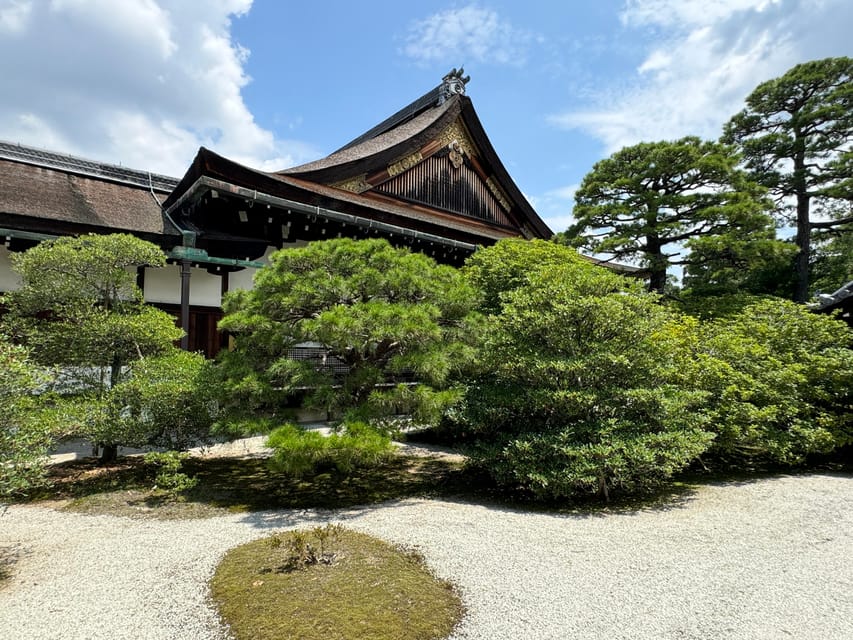 Kyoto: Discover Every Bit of Kyoto Imperial Palace - Hamaguri Gomon Gate: Your Quick Start in Kyoto’s Royal Grounds