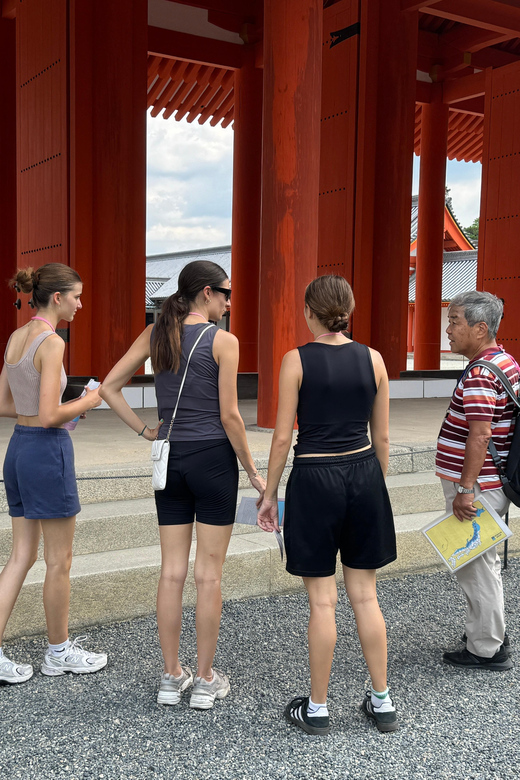 Kyoto: Discover Every Bit of Kyoto Imperial Palace - Group Size and the Private/Small-Group Feel