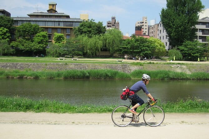 Kyoto E-Bike Tour of Hidden Gems, Backstreets and Temples - Why Kyoto Is Perfect for E-Bikes (and Why This Tour Helps)