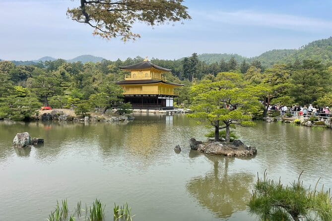Kyoto E-Bike Tour of Hidden Gems, Backstreets and Temples - Honen-in: A Calmer Temple Pause (and the Only Admission Listed as Not Included)