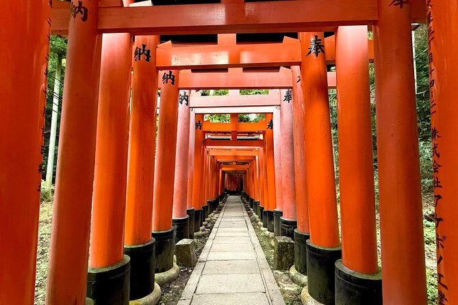Kyoto Early Bird English Tour: Fushimi-Inari and Arashiyama - Tenryu-ji Temple in about an hour: what Zen-garden time really feels like