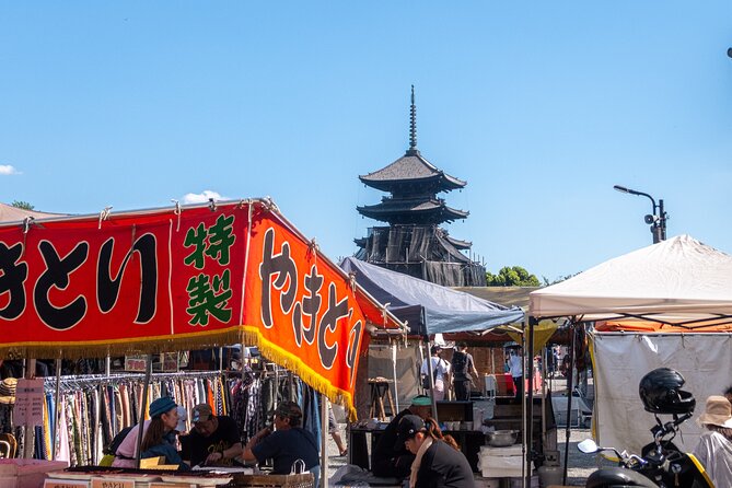 Kyoto Flea Market Cultural Exchange with English Learners - What to expect at the market stalls (and how to shop smart)