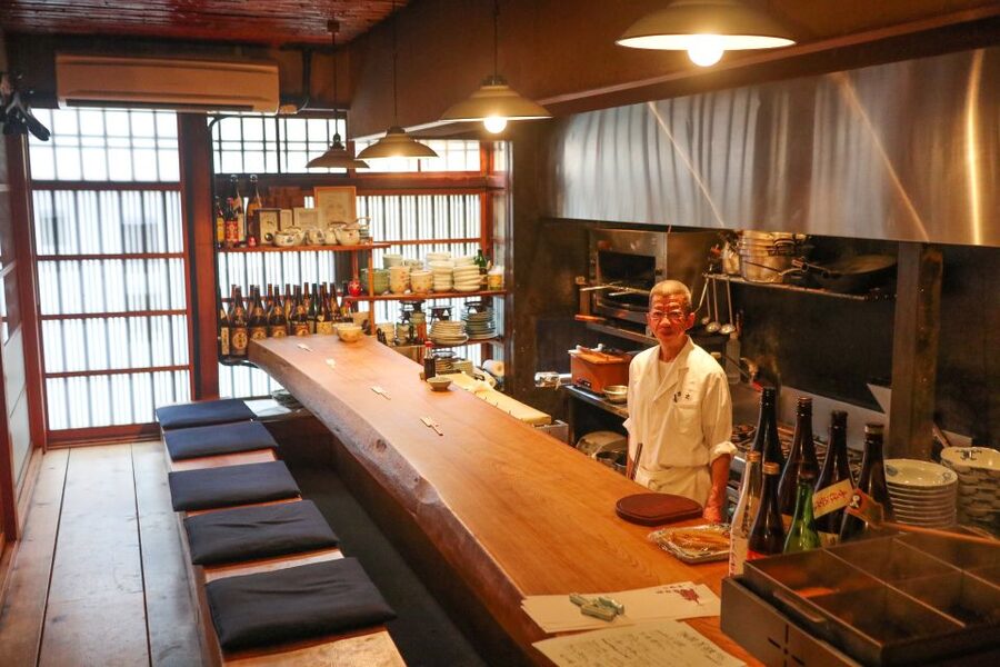 Kyoto: Foodie Night Tour in Gion with 9 dishes + 6 Sake - Price and value: what you’re really paying for at $361