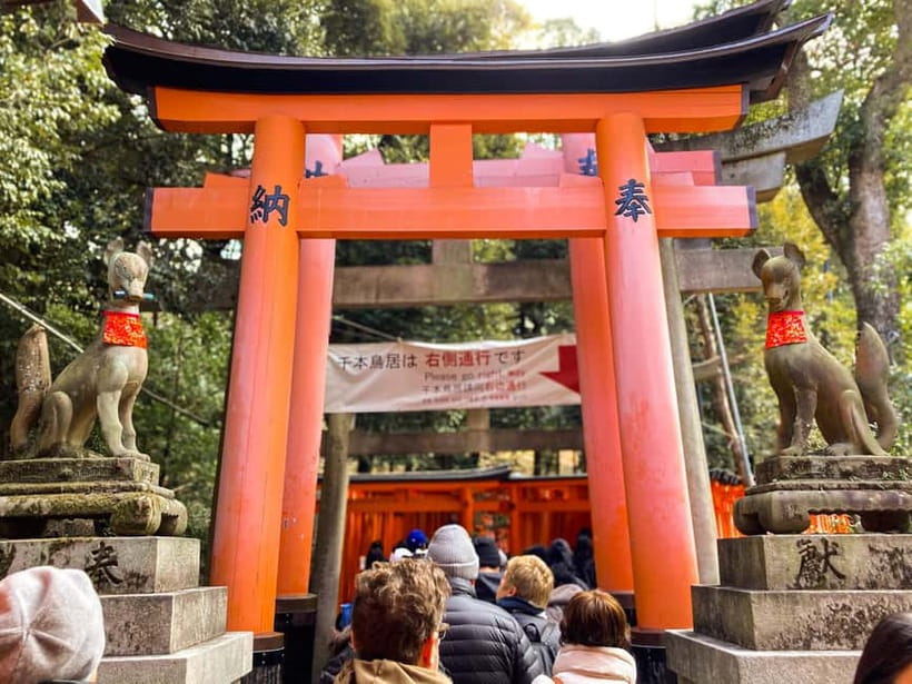 Kyoto: Fushimi Inari Night Walking Tour with Guide - Fushimi Inari by Night: The Part Kyoto Doesn’t Always Do Well
