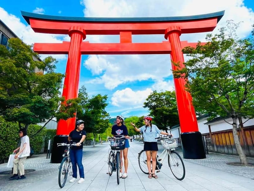 Kyoto: Fushimi Inari Shrine and Tofukuji Temple E-Bike Tour - Getting Oriented at Pedal Adventure Kyoto and Riding Kyoto Streets