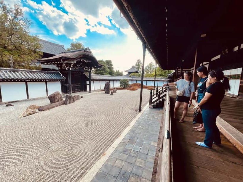 Kyoto: Fushimi Inari Shrine and Tofukuji Temple E-Bike Tour - Fushimi Inari Shrine: Shinto Basics You Can Use