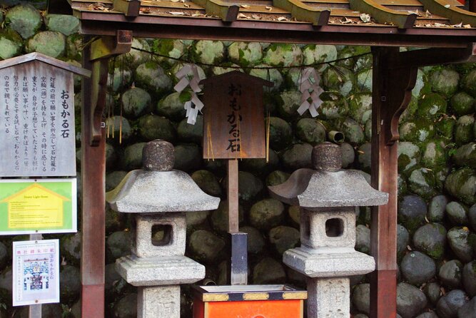 Kyoto: Fushimi Inari Shrine Walking Tour - Why this evening Fushimi Inari walk works so well
