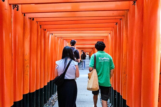 Kyoto: Fushimi Inari Taisha Small Group Guided Walking Tour - Choosing upper vs lower: how to match the hike to your day