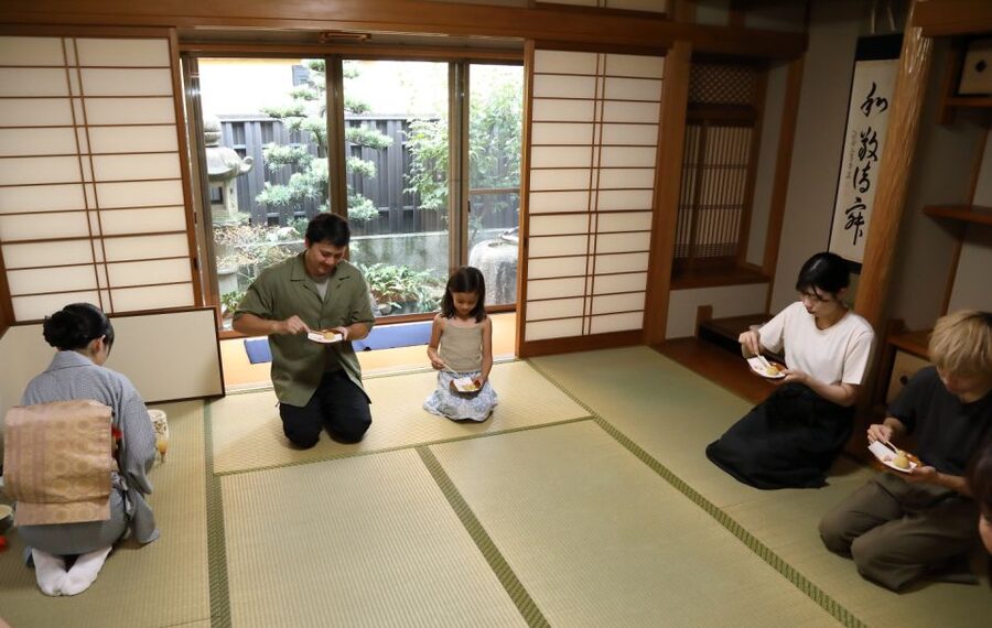 Kyoto Fushimiinari:Wagashi Making & Small Group Tea Ceremony - Why the small group size changes everything